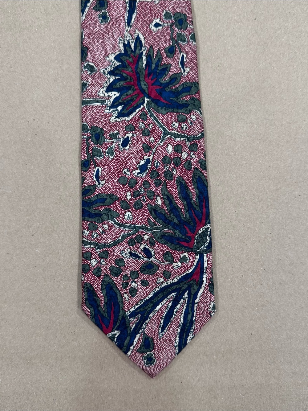 Men's Silk Floral Pattern Tie in Pink with Navy Accents